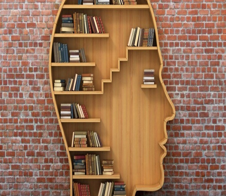 MULTIVERSO LITERARIO (PERIODISMO CULTURAL)